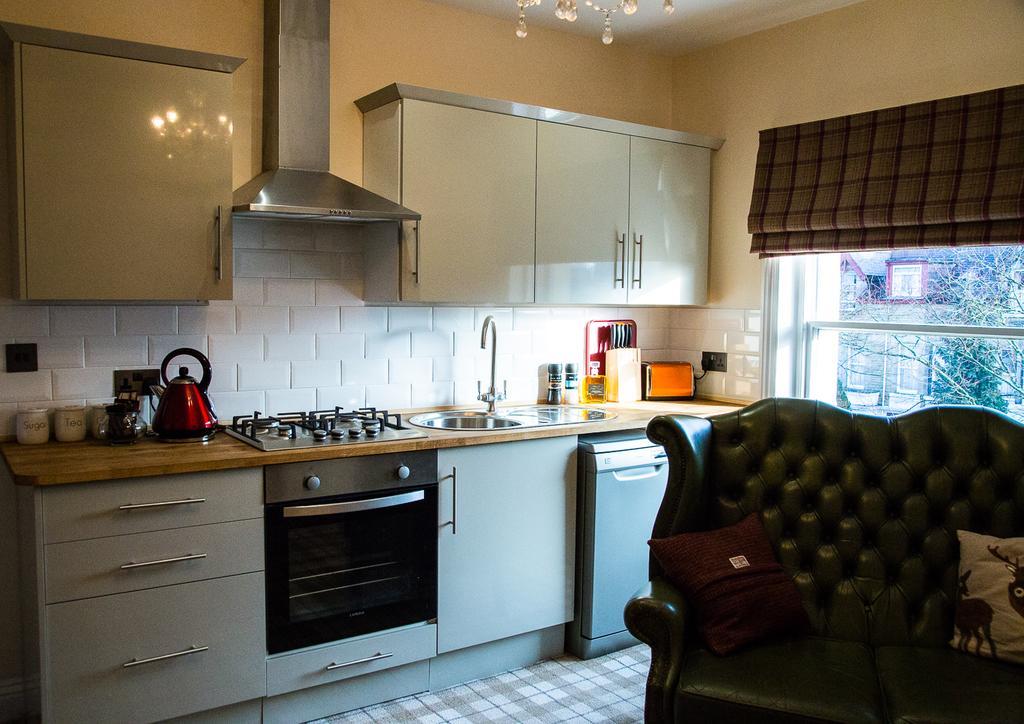 Harrogate Elite Living Apartment Exterior photo